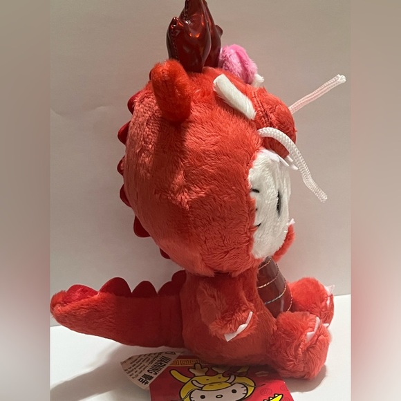 Hello Kitty 2024 Chinese New Year of the Dragon Plush - Picture 3 of 8